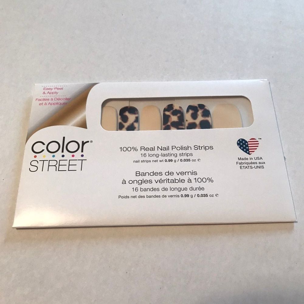 COLOR STREET SHOW AND SHELL. New. Retiring set.
